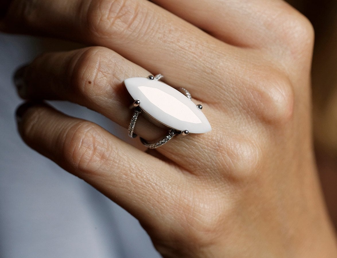 ANTONIA WHITE ACHAT RING, STATEMENT RING-Capucinne