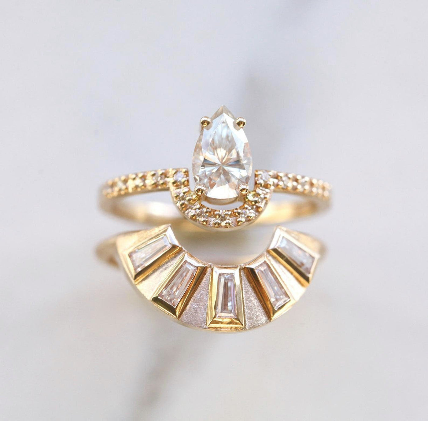 Art-Deco-Ring mit Baguette-Diamanten zum Verschachteln mit Hauptring