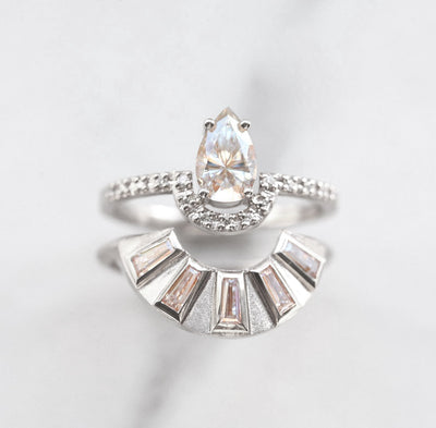 Art-Deco-Ring mit Baguette-Diamanten zum Verschachteln mit Hauptring