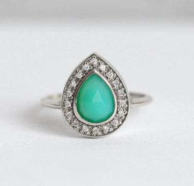 Chrysopras-Ring, Halo-Diamant-Ring-Capucinne