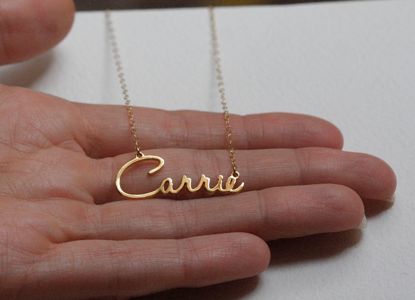 Goldkette mit personalisiertem Namen