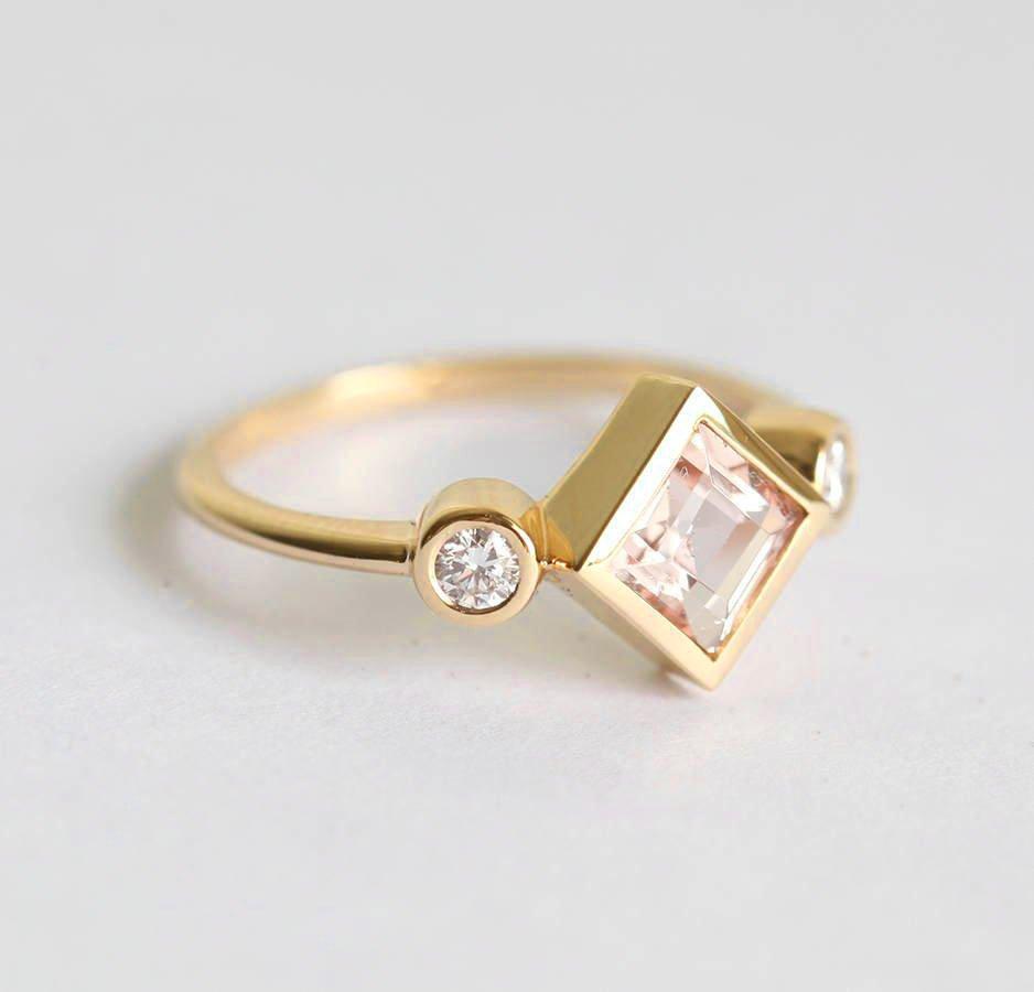 Gold-Morganit-Ring