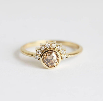 Runder Champagner-Diamant-Halo-Verlobungsring