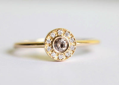 Runder Champagner-Diamant-Halo-Ehering