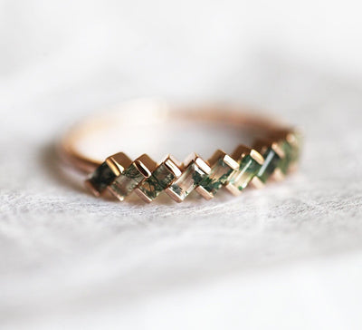 Baguette-Moos-Achat-Ring mit Eternity-Band