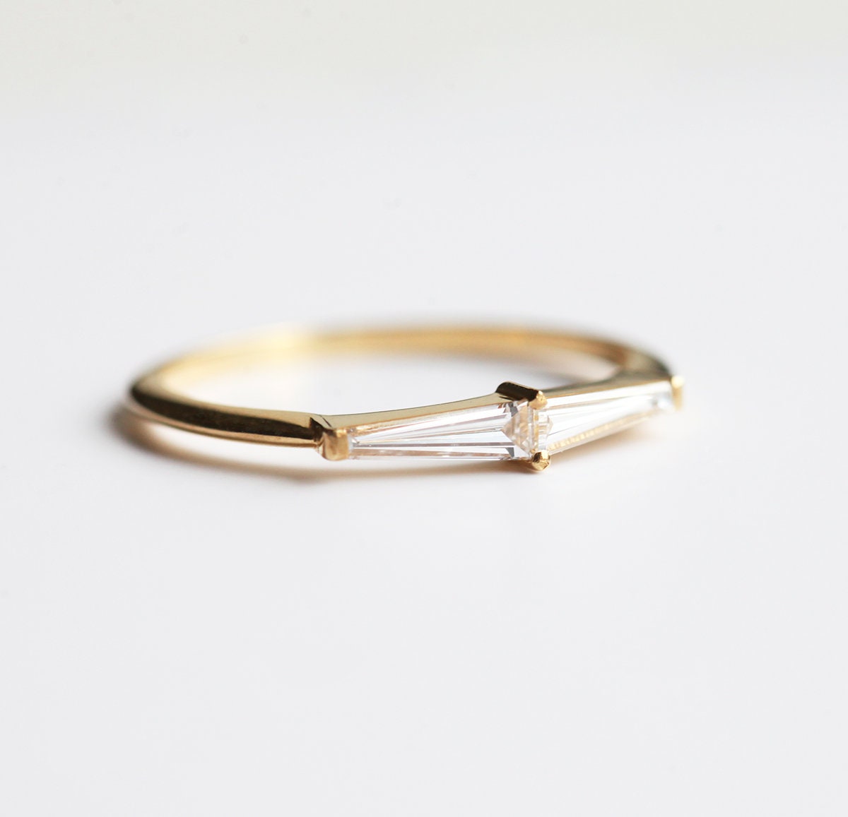 Lucille Tapered Baguette Diamond Ring-Capucinne