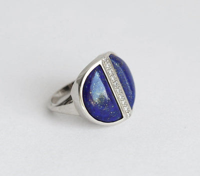 Einzigartiger 2 halbmondförmiger Lapislazuli-Edelsteinring mit kleinen weißen Diamanten dazwischen