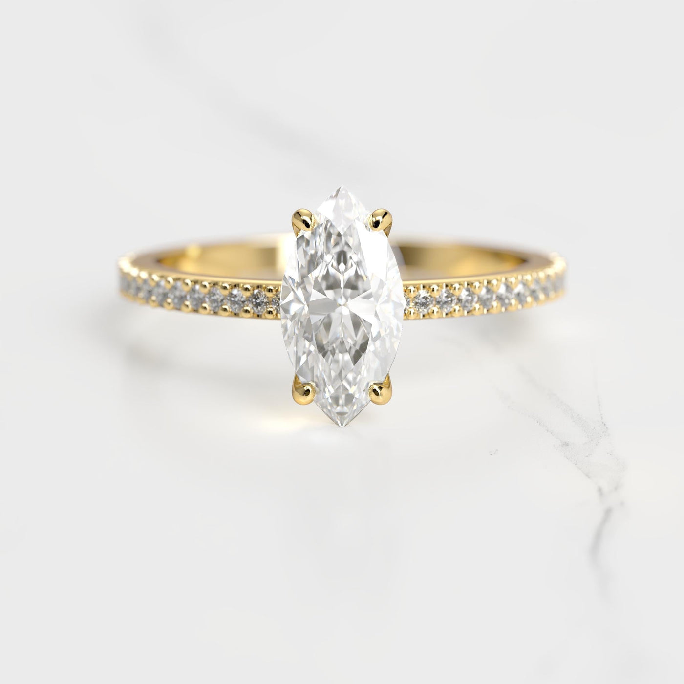 Marquise-Diamantring mit Vollpavé