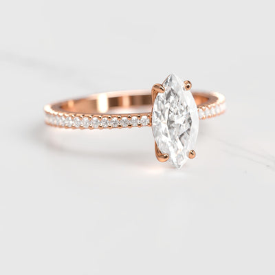 Marquise-Eternity-Ring mit Vollpavé und konischem Diamant