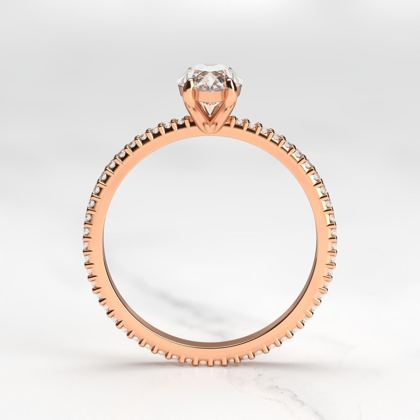 Verjüngter, sich verjüngender Marquise-Eternity-Ring mit Vollpavé aus Moissanit