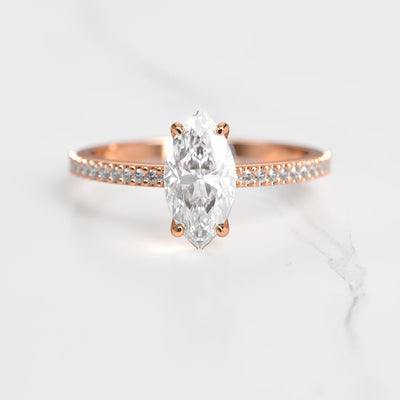 Marquise-Solitär-Moissanit-Ring mit halbem Pavé