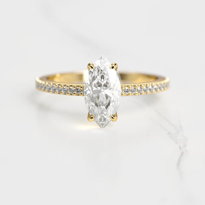 Marquise-Solitär-Moissanit-Ring mit halbem Pavé