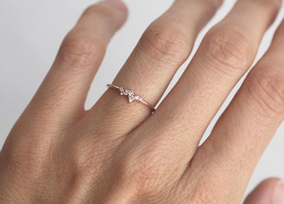 Mini-Ring mit rundem Diamant-Cluster – Capucinne