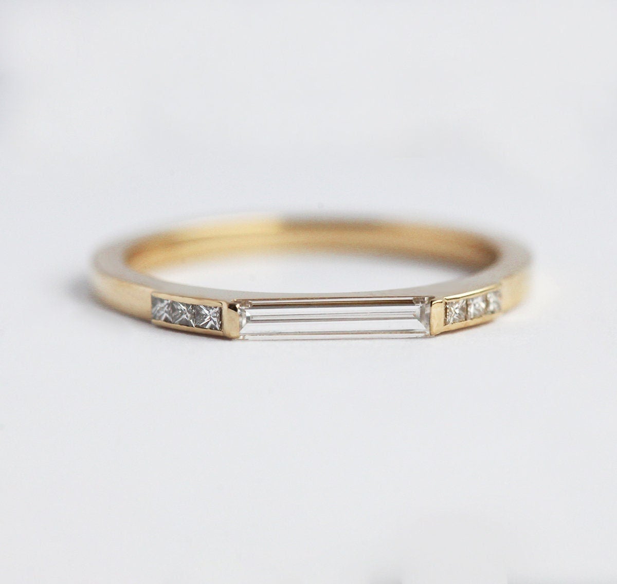 OLYA BAGUETTE RING-Capucinne