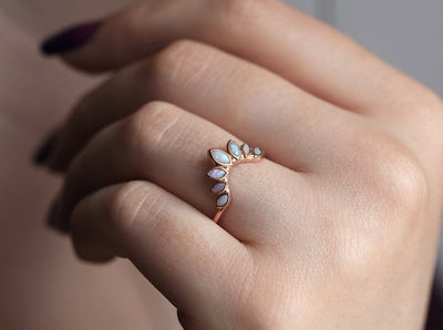 Opal-Ehering, Nesting Marquise Opal-Ring