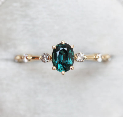 Ophelia Grüner Teal-Saphir-Ring