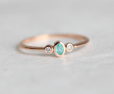 Verlobungsring mit Paraiba-Turmalin und Diamant