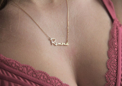 Goldkette mit personalisiertem Namen