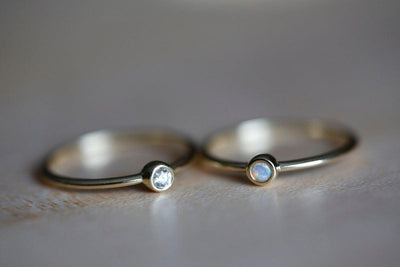 SOLITÄR-DIAMANT-RING, KLEINER DIAMANT-RING-Capucinne