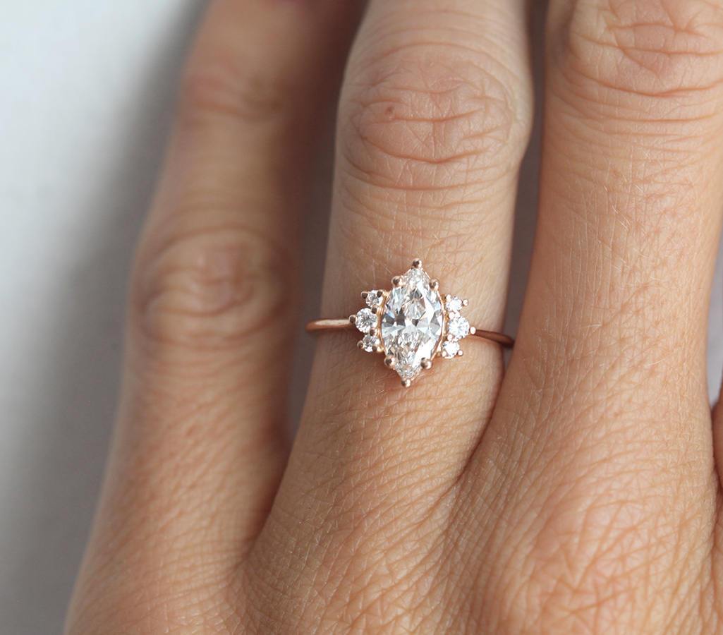 SOPHIA MARQUISE CUT 0,9 KARAT DIAMANTRING-Capucinne