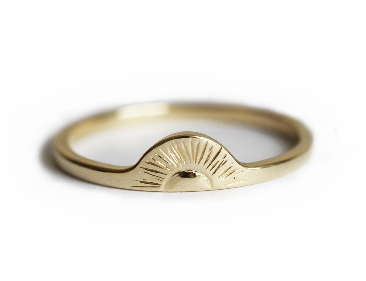 SUNRISE RING-Capucinne