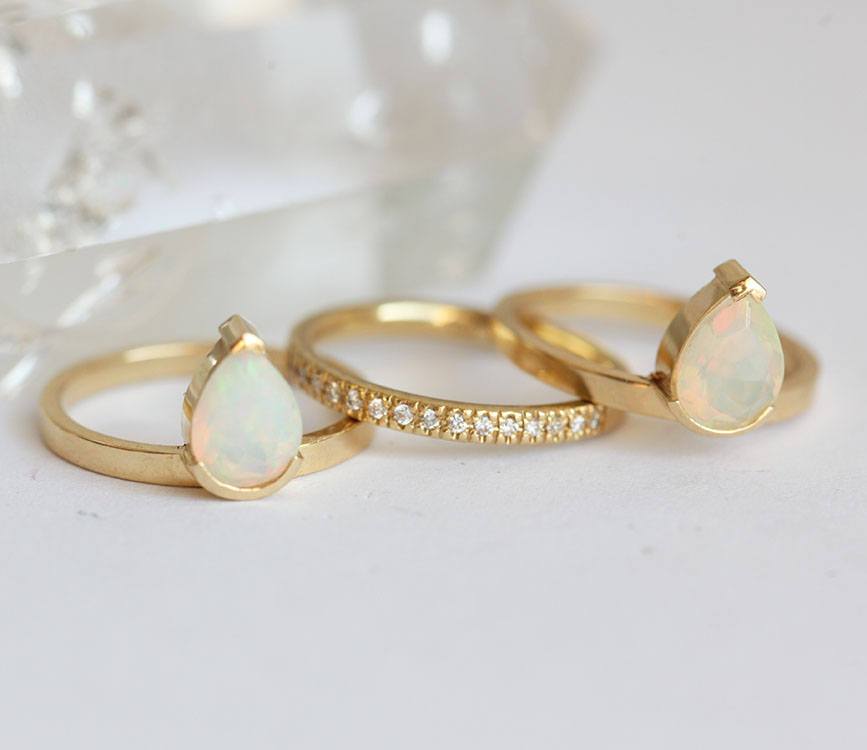 Birnen-Opal-Ring-Set mit 3 Bändern, mittlerer Ewigkeitsring mit Pavé-Diamanten