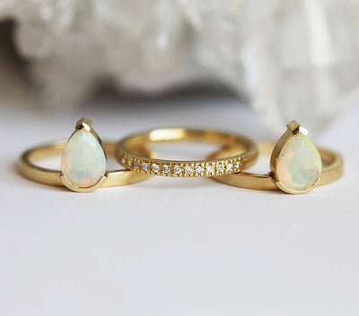 Birnen-Opal-Ring-Set mit 3 Bändern, mittlerer Ewigkeitsring mit Pavé-Diamanten