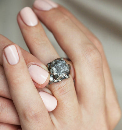 Der Rock-Diamant-Ring-Capucinne