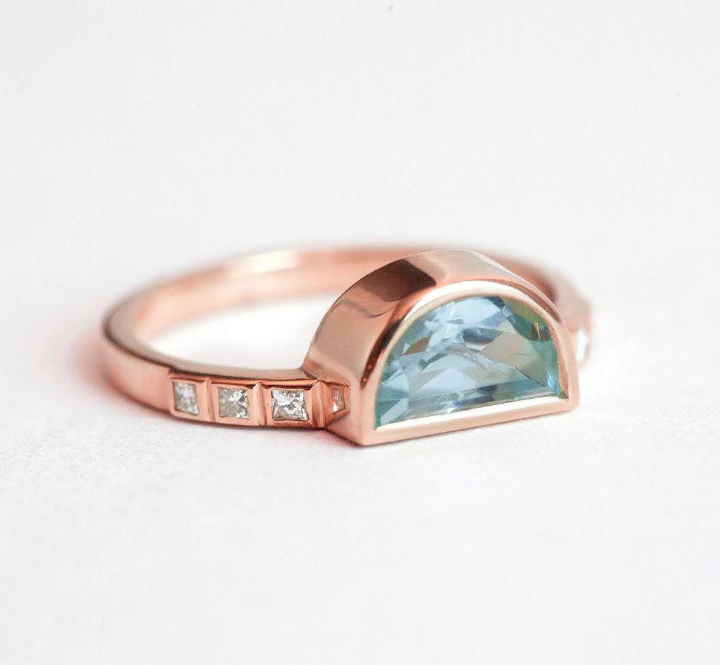 Ula Halbmond-Aquamarin-Ring