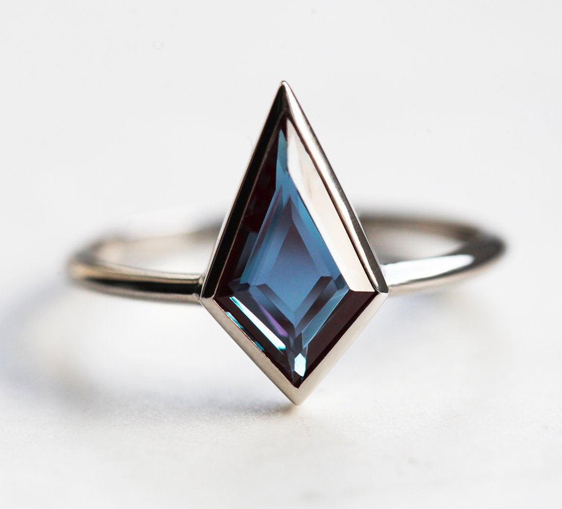 Zara Kite Alexandrit Ring