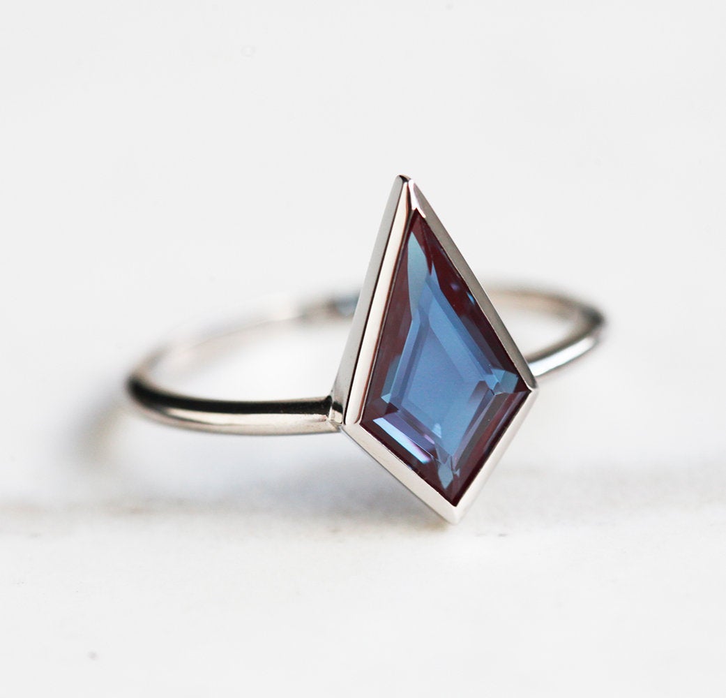 Zara Kite Alexandrit Ring