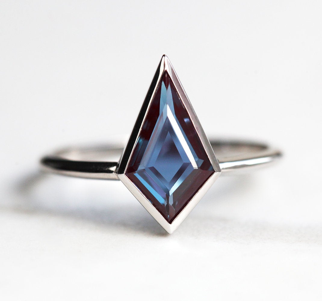 Zara Kite Alexandrit Ring