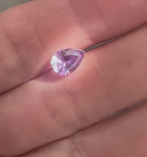 Lose 1,52 ct Birnen-Lila-Saphir