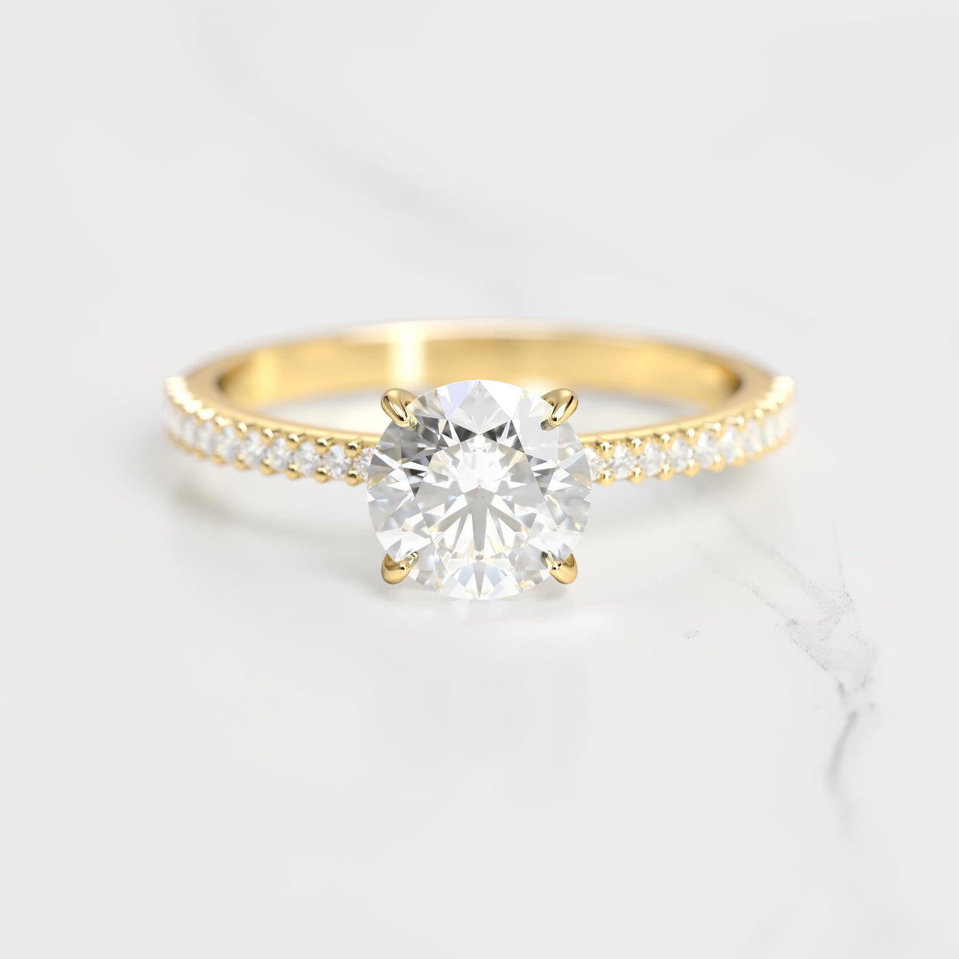 Runder, halb zulaufender Moissanit-Eternity-Ring mit Pavé-Fassung